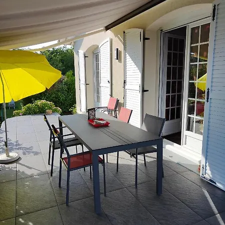 A 15 Mn Ouest Caen Noyers-Bocage